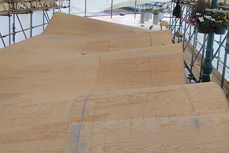 Wavy roof design